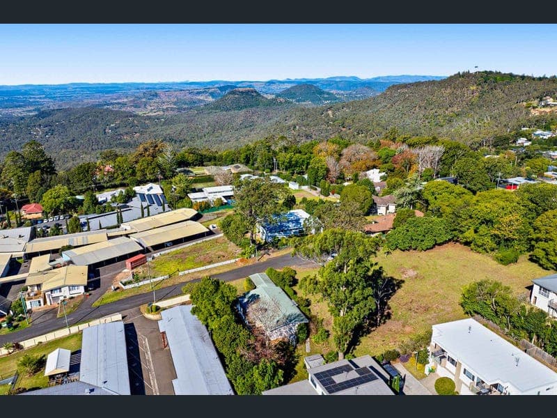 5 Sonnenberg Street, East Toowoomba — photo 1 of 5