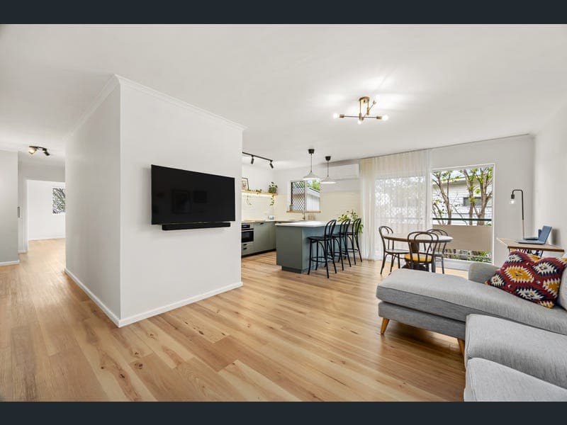 1/6 Hewitt Street, Wilston — photo 1 of 5
