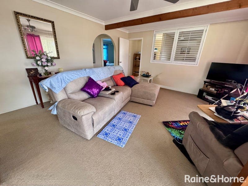 125 MOORE STREET, Kingaroy — photo 1 of 5