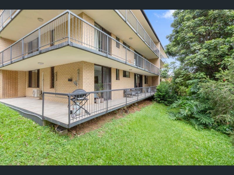 1/15 Junction Road, Clayfield — photo 1 of 5