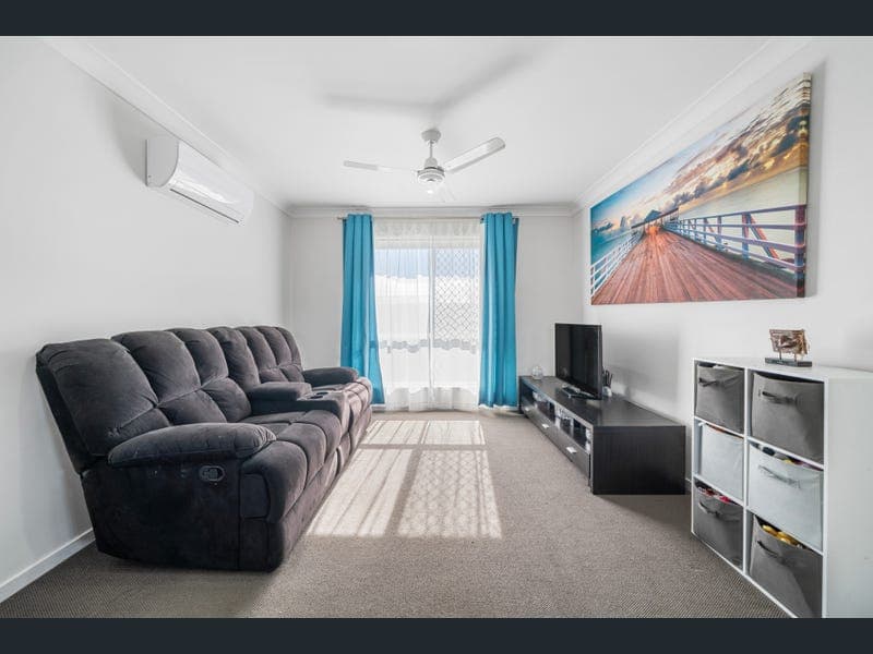 53 London Circuit, Torrington — photo 1 of 5