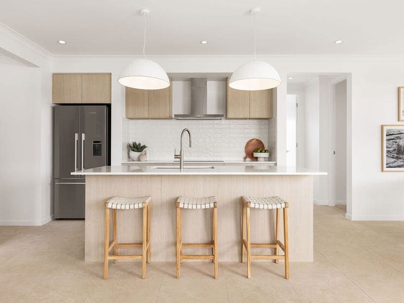 8 West Spring Way, Nikenbah — photo 1 of 5