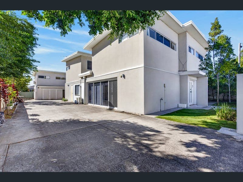 103 Minnie Street, Southport — photo 1 of 5