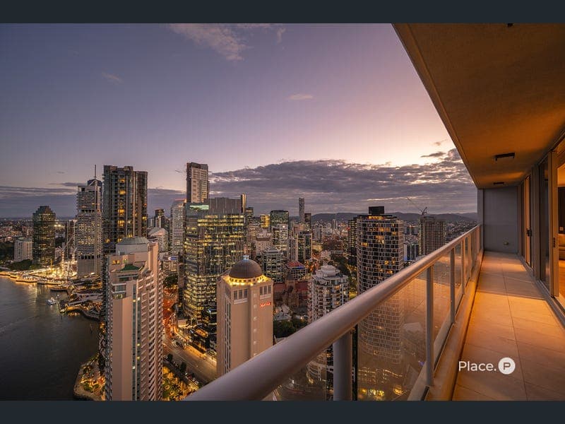 451/30 Macrossan Street, Brisbane City — photo 1 of 5