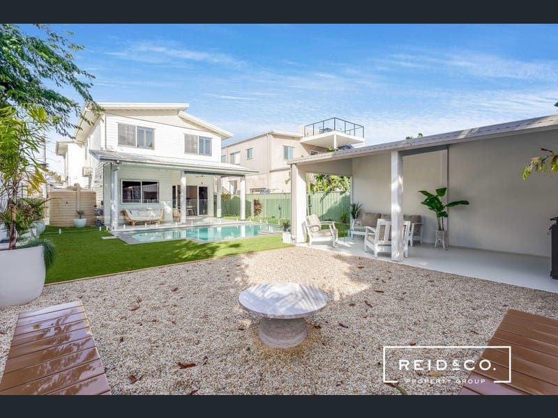 28 Jeays Street, Scarborough — photo 1 of 5