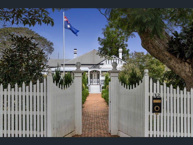 32-34 Crown Street, Rangeville — photo 1 of 5