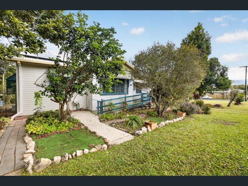 17 Evans Street, Atherton — photo 1 of 5