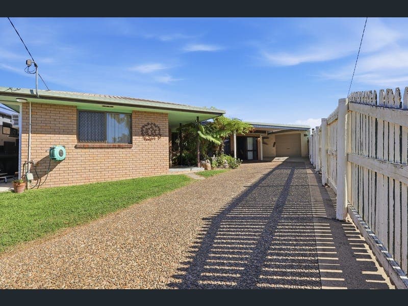 7 Leeuwin Court, Andergrove — photo 1 of 5