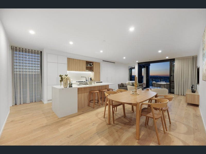 1603/6 Second Avenue, Burleigh Heads — photo 1 of 5