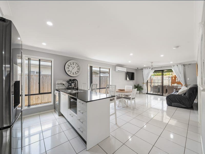 19 Casey Street, Caboolture South — photo 1 of 5