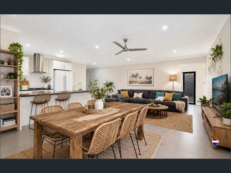 12 Allyra Drive, Morayfield — photo 1 of 5