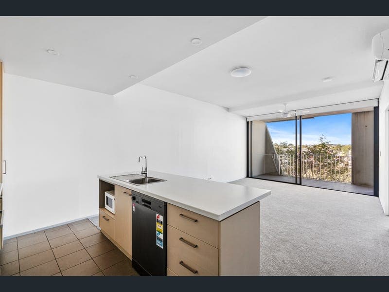 503/77 Jurgens Street, Woolloongabba — photo 1 of 5