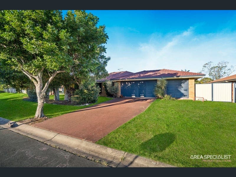 18 Woodswallow Street, Jacobs Well — photo 1 of 5