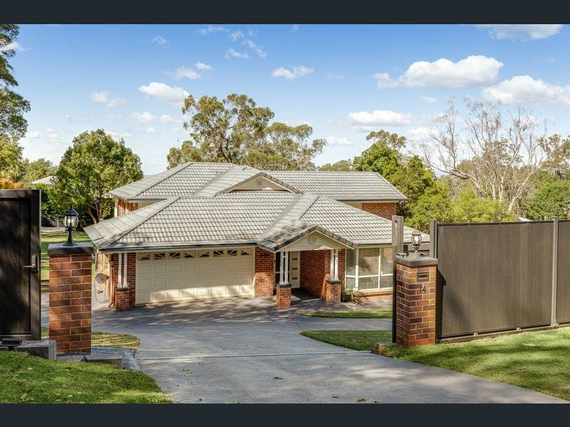 14 Flagstone Creek Road, Middle Ridge — photo 1 of 5