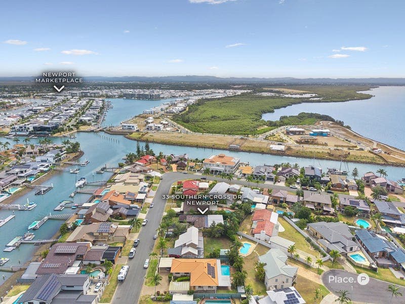 33 Southern Cross Drive, Newport — photo 1 of 5