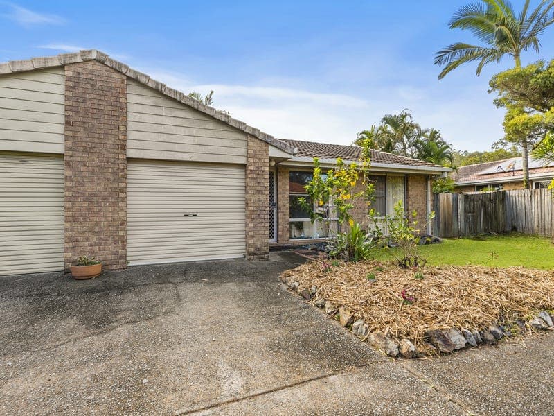 36/12 Helensvale Road — photo 1 of 5