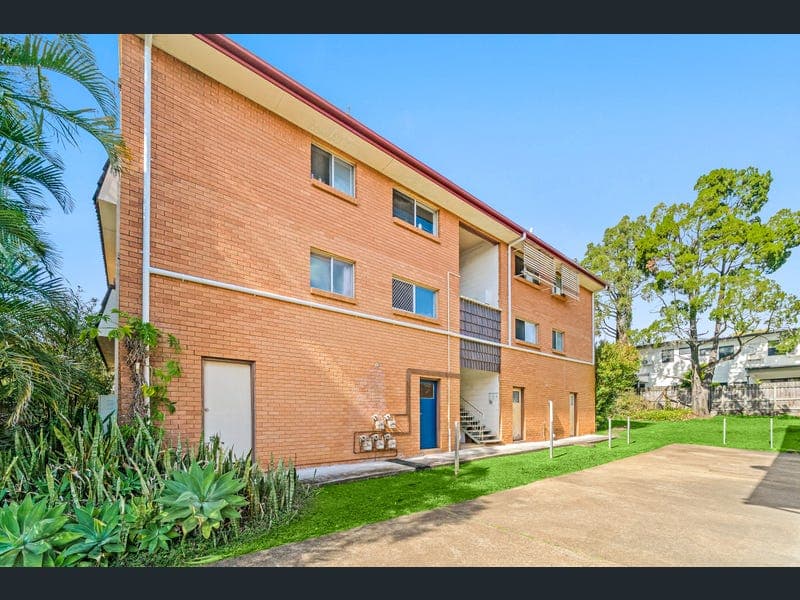 1/113 Chaucer Street, Moorooka — photo 1 of 3