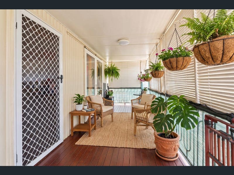 35 North Street, The Range — photo 1 of 5