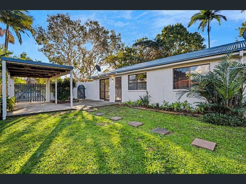 4 Arundel Street, Alexandra Hills — photo 1 of 5