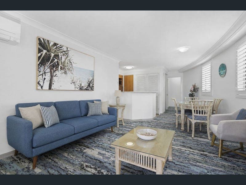 3052/2633 Gold Coast Highway, Broadbeach — photo 1 of 5
