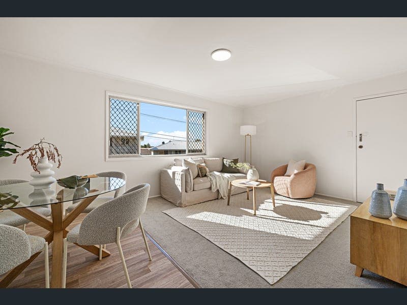 4/37 McLay Street, Coorparoo — photo 1 of 5