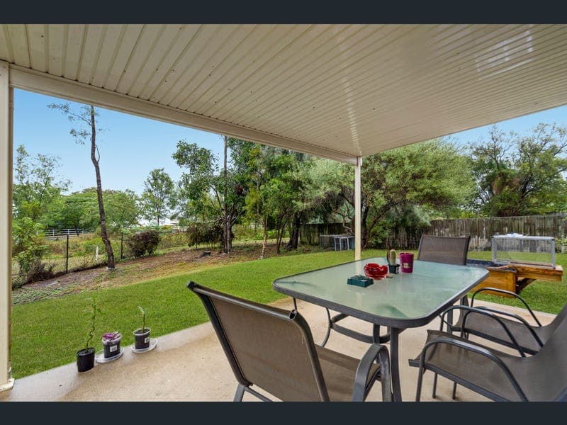 19 Claydon Place, Rosewood — photo 1 of 5