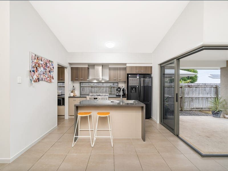 13 Aplin Court, Burpengary East — photo 1 of 5