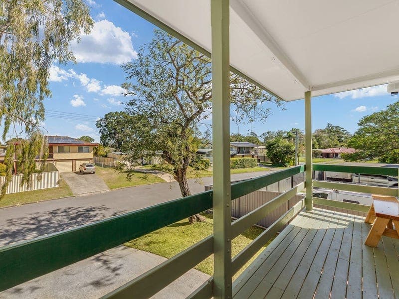 19 DUNBEATH DRIVE, Burpengary — photo 1 of 5