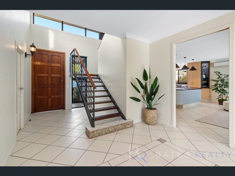 80 Fort Lane, Maryborough — photo 1 of 5