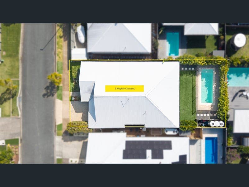 3 Mayfair Crescent, Baringa — photo 1 of 5