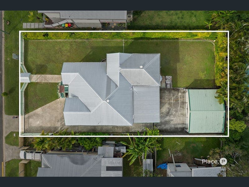 5 Twelfth Avenue, Kedron — photo 1 of 5