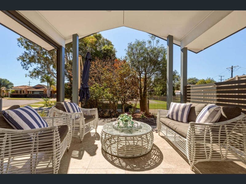 1A Gale Street, Redcliffe — photo 1 of 5