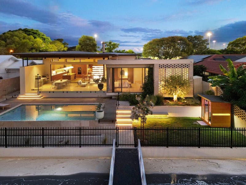 58 Melaleuca Drive, Palm Beach — photo 1 of 5