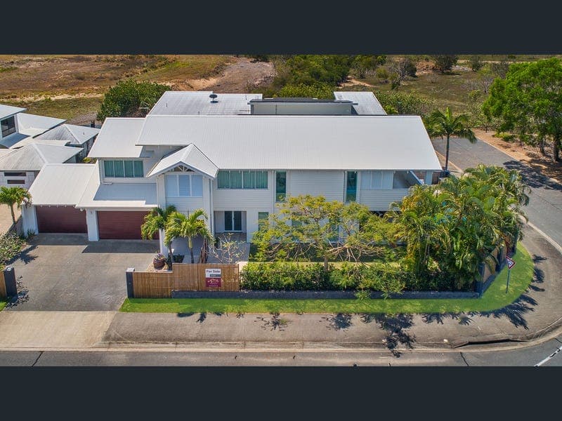 6 Kippen street, East Mackay — photo 1 of 5