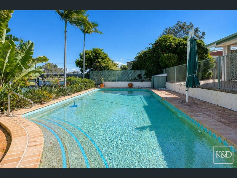 8 Jasmin Drive, Bongaree — photo 1 of 5