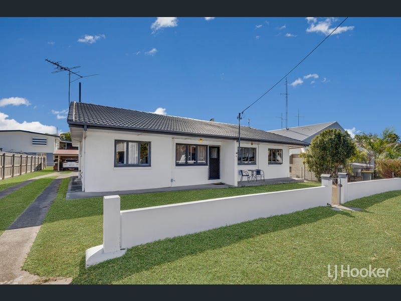 5 Charles Street, West Gladstone — photo 1 of 5