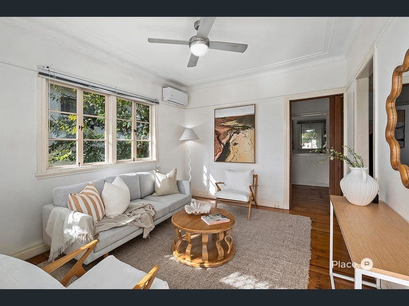 127 Junction Road, Morningside — photo 1 of 5