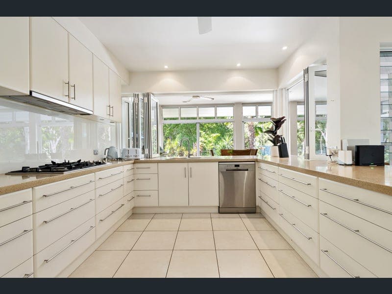 13 Egret Close, Port Douglas — photo 1 of 5