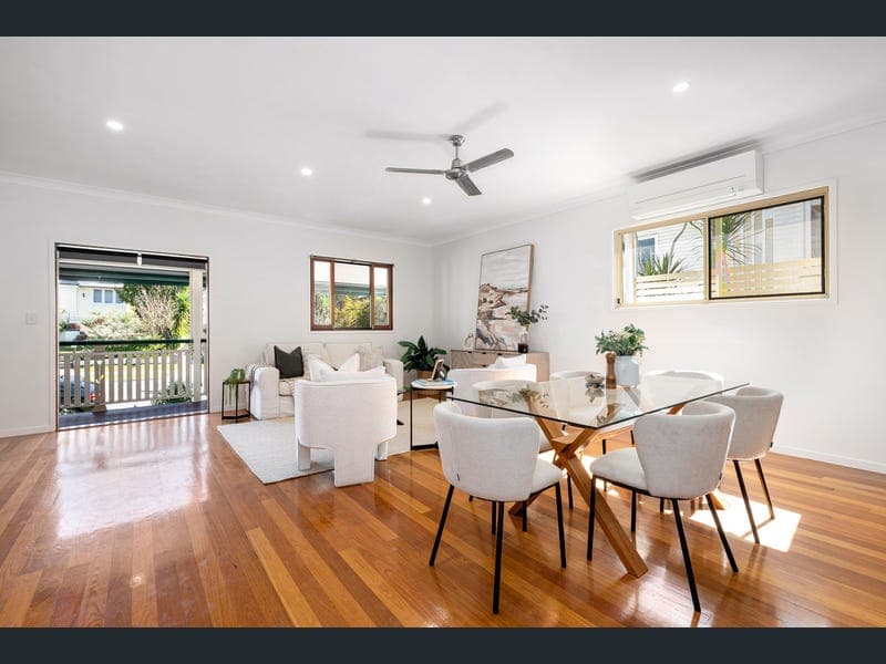 20 Shamrock Street, Gordon Park — photo 1 of 5