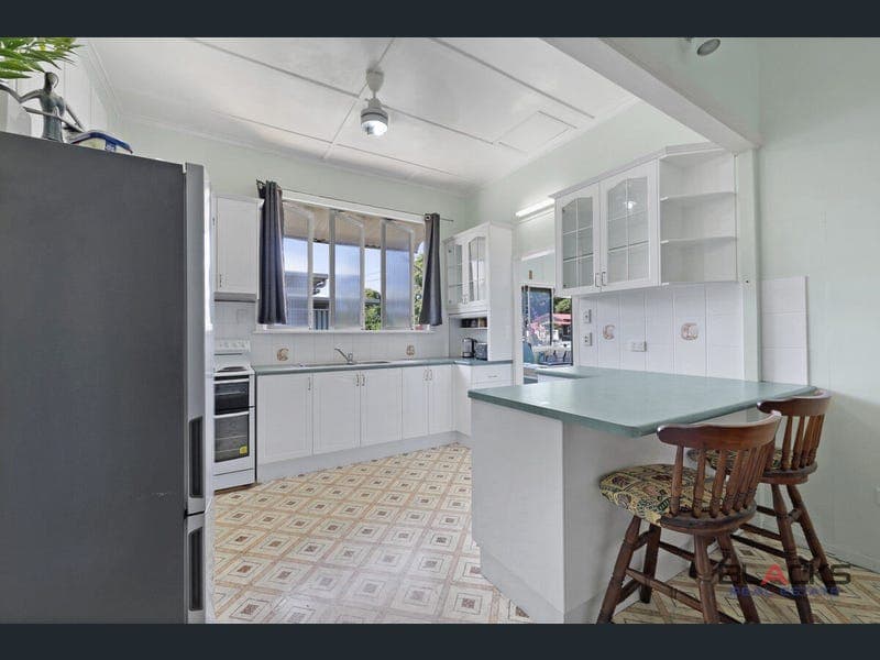 3 Cornwall Street, North Mackay — photo 1 of 5