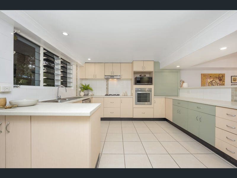 9 Partridge Street, Mount Louisa — photo 1 of 5