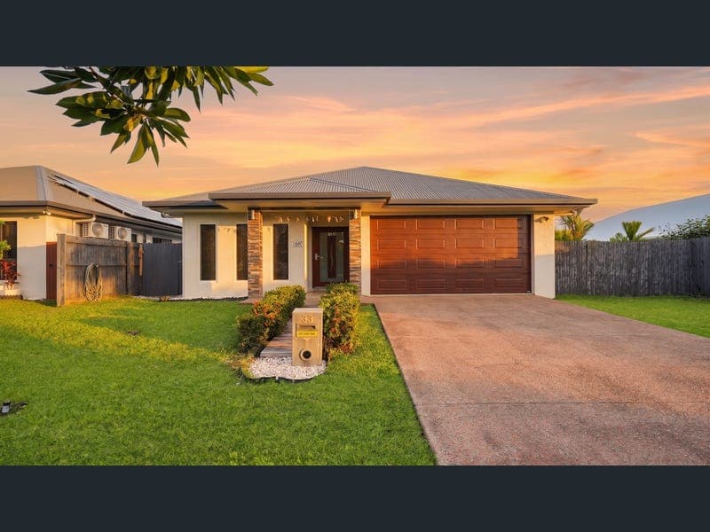 33 Gilberton Gate, Smithfield — photo 1 of 5