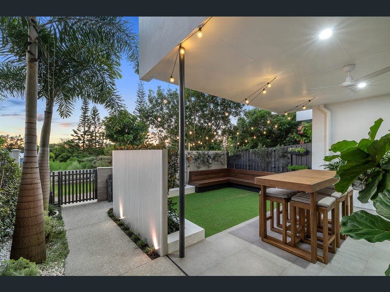 22 Bokarina Boulevard — photo 1 of 5