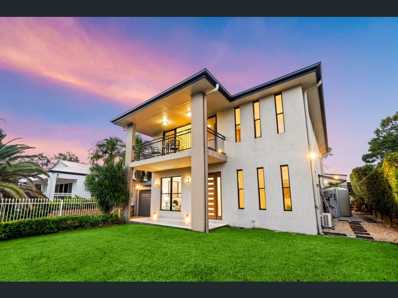 22 Jocelyn Place, Mount Gravatt East — photo 1 of 5