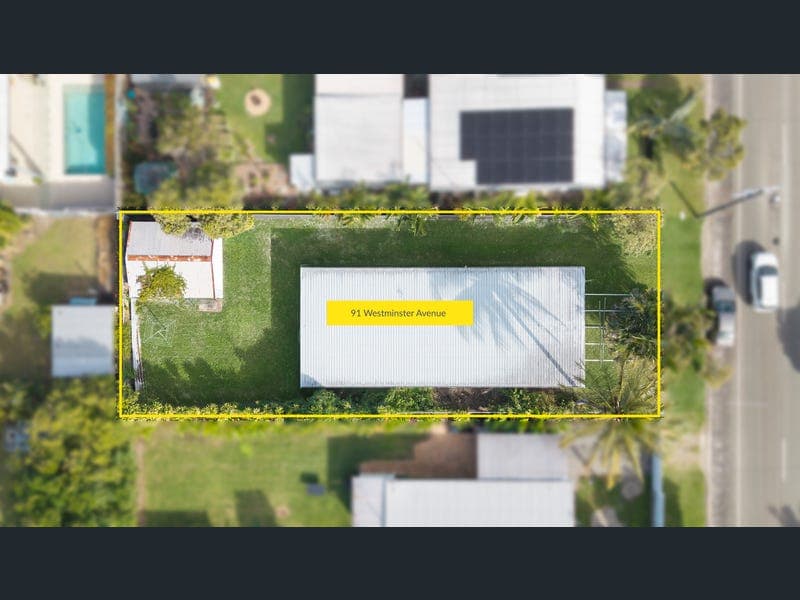 91 Westminster Avenue, Golden Beach — photo 1 of 5