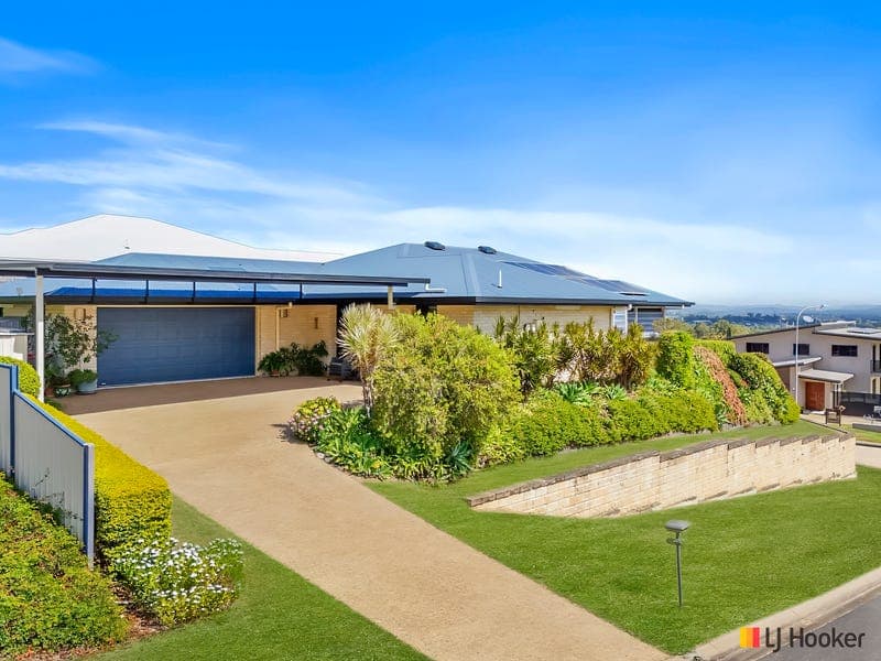 6 Eucalyptus Crescent, Norman Gardens — photo 1 of 5