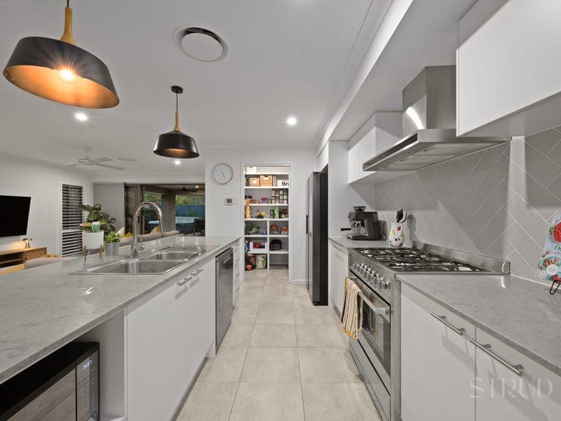41 Goulburn Crescent, South Ripley — photo 1 of 5