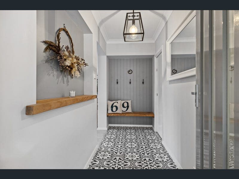 69 Sarsenet Circuit, Mount Cotton — photo 1 of 5