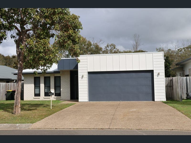 24 Tranquil Drive, Wondunna — photo 1 of 5