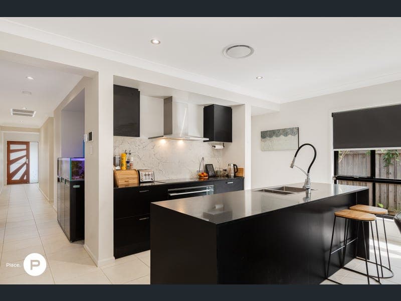 7 Duncan Street, Burpengary East — photo 1 of 3